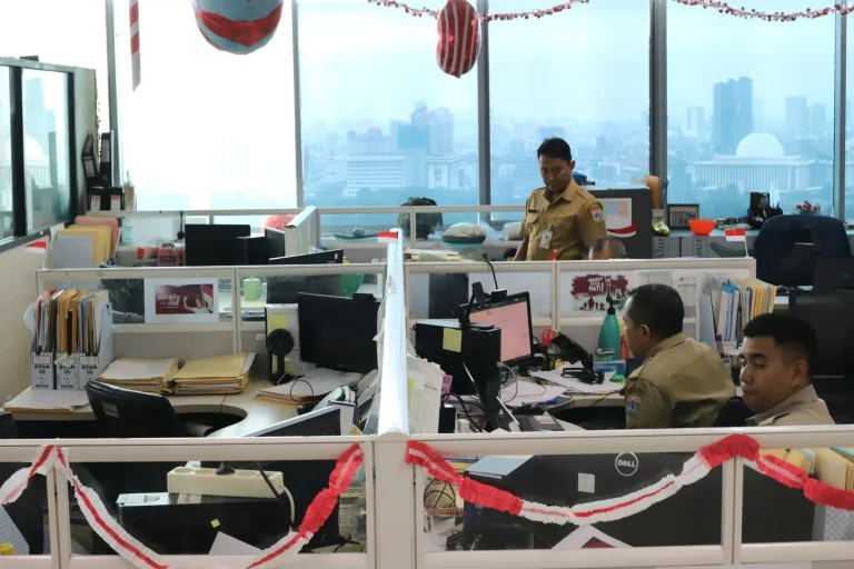 ASN Bisa WFA dan Jam Kerja Fleksibel, Harus Ada Pengawasan Ketat