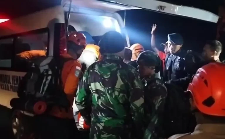 Evakuasi Pendaki Asal Brasil Juliana Marins Selesai, Jenazah Langsung Dibawa ke Rumah Sakit