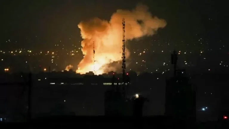 Ketegangan Israel-Iran Bikin Kacau Lalu Lintas Udara Internasional