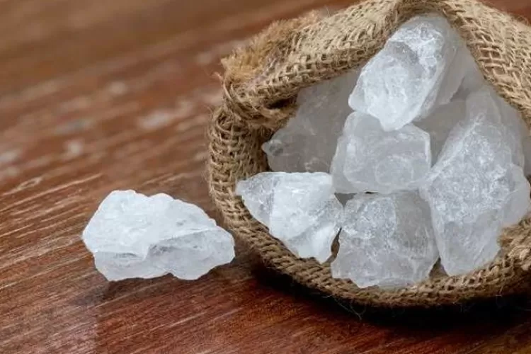 Ini 6 Manfaat Batu Tawas untuk Kulit dan Tubuh yang Jarang Diketahui