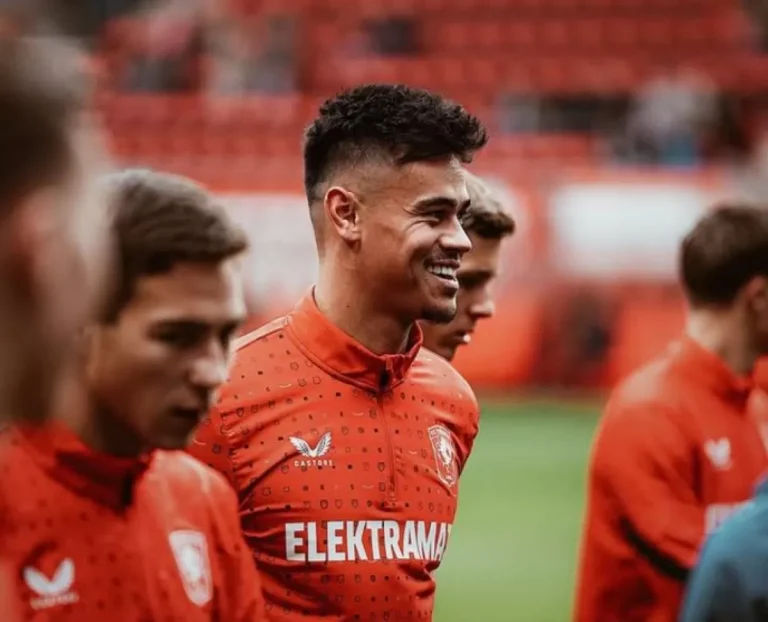 Setelah 14 Tahun, Mees Hilgers Siap Tinggalkan FC Twente