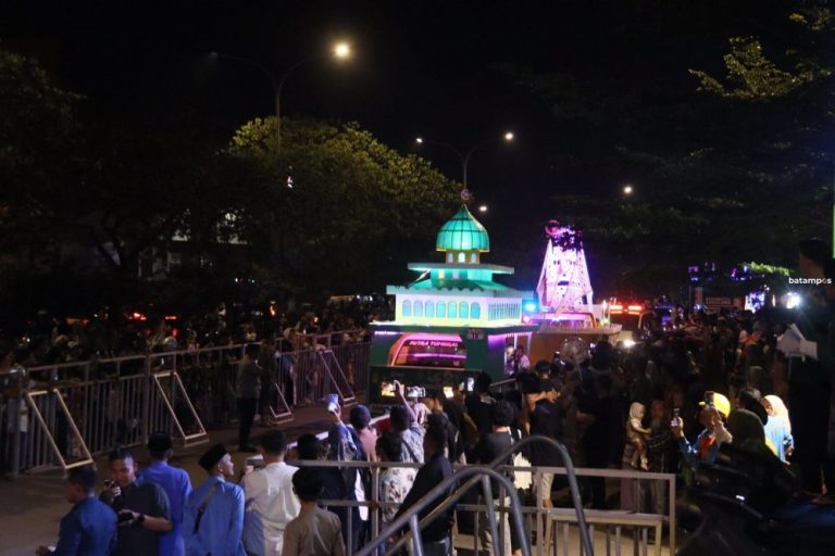 Mobil Hias, Syiar Islam, dan Daya Tarik Wisata Religi di Batam