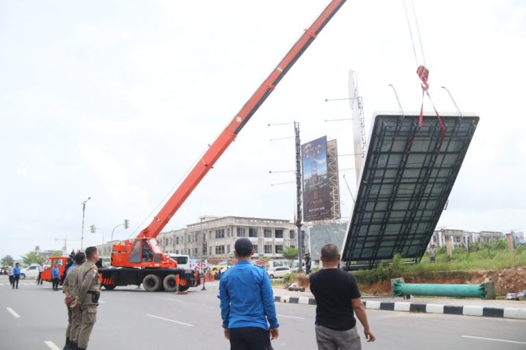 Pemko Batam Finalisasi Perwako Baru Soal Reklame, Mulai Berlaku Juli 2025