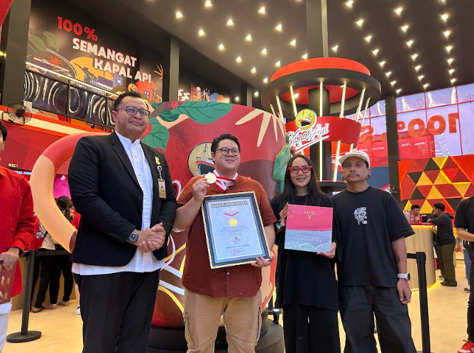 Semangat 100 Persen Kopi Kapal Api di Jakarta Fair Kemayoran 2025