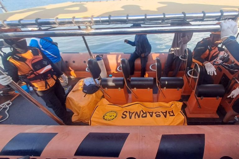 Korban Terakhir Long Boat Tenggelam di Selat Nenek Teridentifikasi, Operasi SAR Resmi Dihentikan