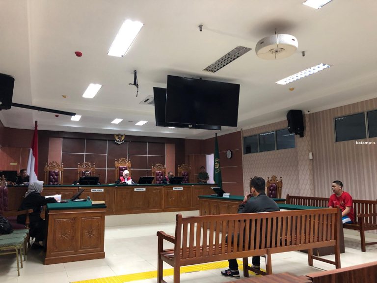 Dijanjikan Upah Rp60 Ribu per Unit, Norman, Anggota TNI Akui Sudah Tiga Kali Bantu Selundupkan iPhone di Bandara Hang Nadim