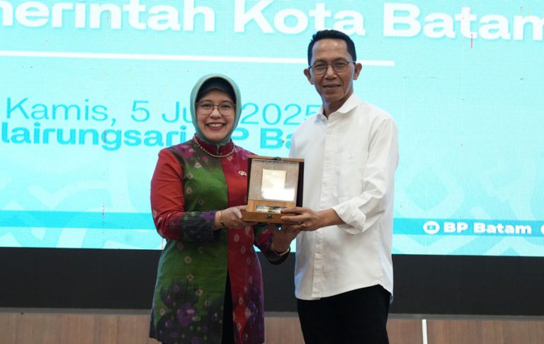 Langkah Konkret Sajikan Data Akurat, BP Batam-Pemko Batam Teken MoU dengan BPS RI