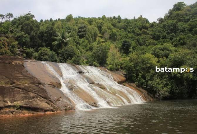 Manfaatkan Debit Air Terjun Temburun, Pemkab Anambas Mulai Benahi Persoalan Air Bersih di Siantan