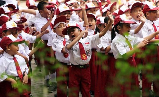 Realisasikan Pendidikan Gratis SD-SMP 2026, DPR dan Kemendikdasmen Siapkan RUU Sisdiknas