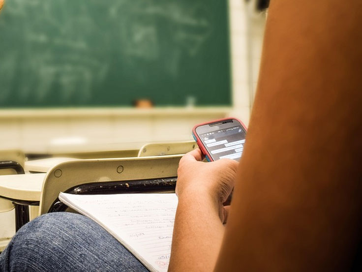 Ponsel Entry Level Jadi Pendorong Penjualan