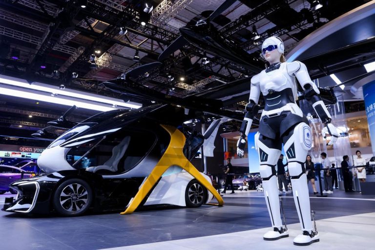 OMODA&JAECOO Ungkap Robot Humanoid AiMOGA, Terobos Batas Dunia Otomotif dan AI
