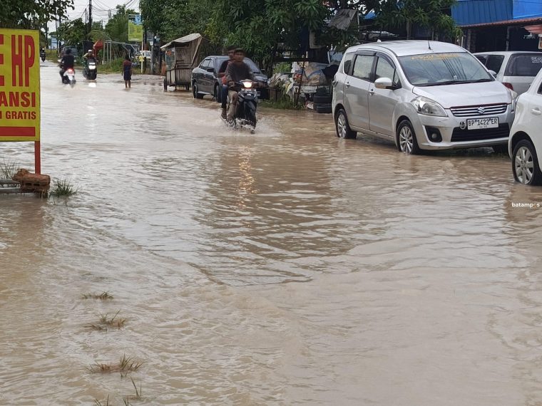 Banjir di Marina Makin Semakin Parah, Warga Keluhkan Proyek Ganggu Resapan