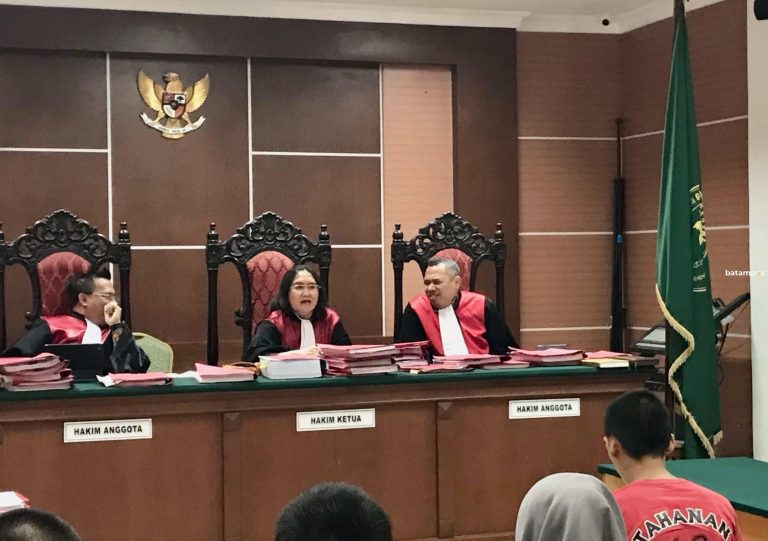 Gunakan Video Fiktif dan Alamat Gudang Palsu, Penipuan Bermodus Jual Baju Bekas Terbongkar di PN Batam