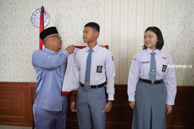 Wagub Nyanyang Lepas Dua Calon Paskibraka Nasional 2025 Utusan Kepulauan Riau