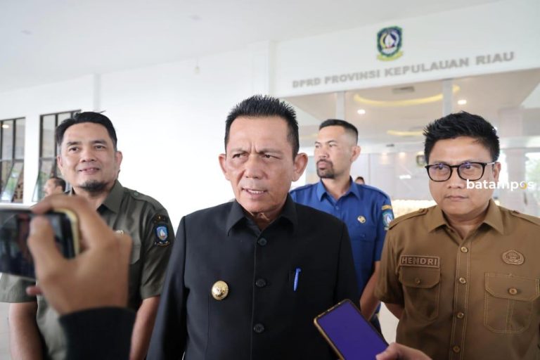 DPRD Kepri Sebut BUMD Belum Maksimal Berkontribusi Sumbang PAD, Ini Jawaban Gubkepri