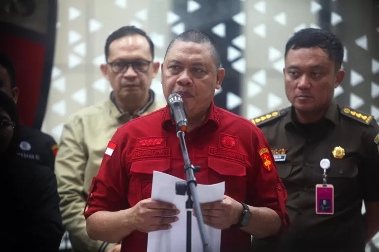 Kejagung Tetapkan 9 Orang sebagai Tersangka Kasus Dugaan Korupsi Pertamina