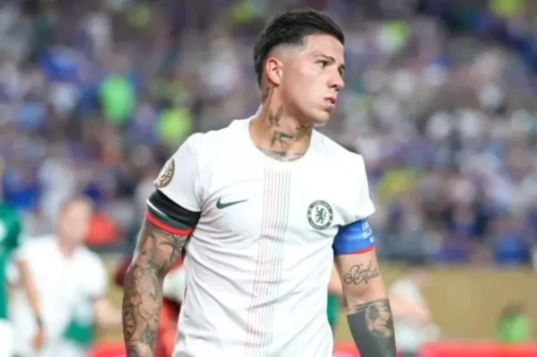 Buntut Insiden Baku Hantam Enzo Fernandez dan Richard Rios di Piala Dunia Antarklub 2025, Chelsea Terancam Denda Rp4,7 M