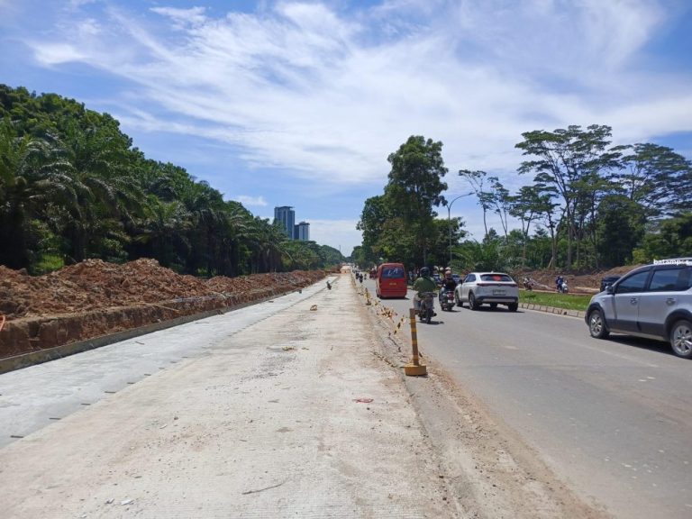 Macet dari Simpang Dam hingga Bukit Daeng, Warga Harap Pelebaran Jalan Tersambung hingga Sagulung