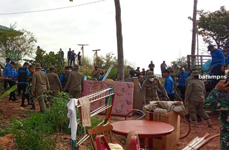 Demi Rempang Eco City, Dua Warga Tanjung Banon Kembali Digusur