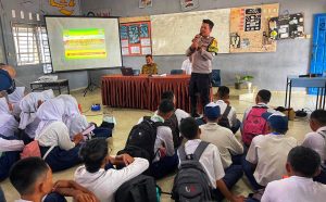 Siswa SMK Bintan Dapat Penyuluhan Bahaya Game Online dan Napza