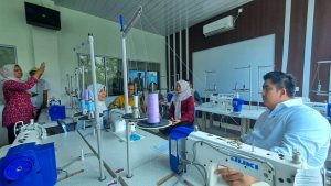 Modal Terbatas, Sentra Fashion Kuala Lobam Kesulitan Bersaing di Pasar Garmen