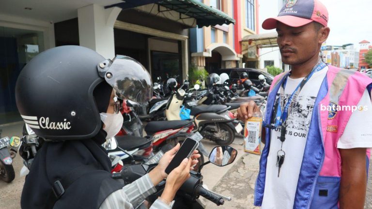Animo QRIS Turun, Dishub Batam Tetap Perluas Pembayaran Parkir Nontunai