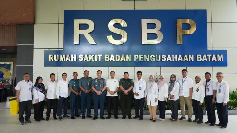 Direktur RSBP Batam Terima Kunjungan Wakapuskes TNI