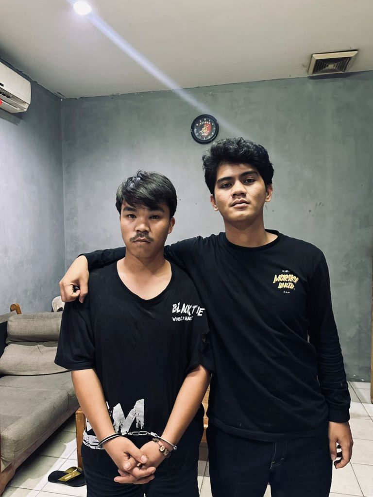 Pelaku Pelecehan di Jalan Raya Diamuk Massa, Kini Diamankan di Polsek Sagulung