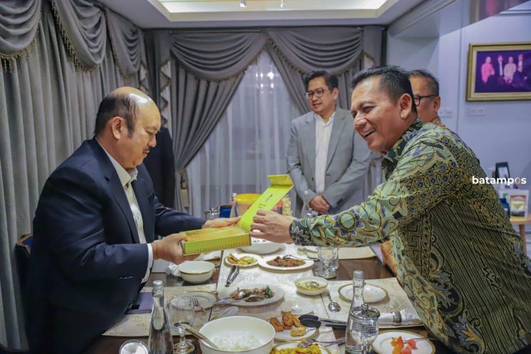 Menteri PPN/Kepala Bappenas Apresiasai Kinerja dan Capaian Pembangunan Provinsi Kepri