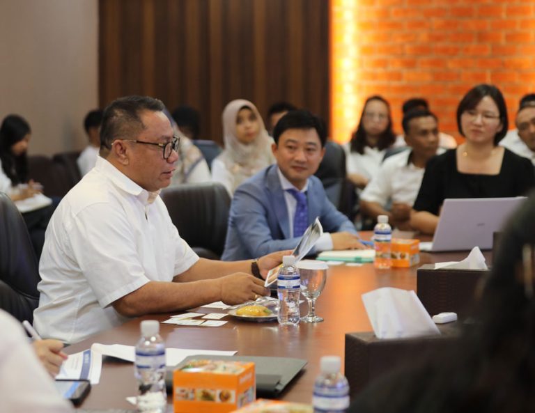 Korea Selatan Minati Industri Re-refine Waste Machinery Oil Pertama di Batam