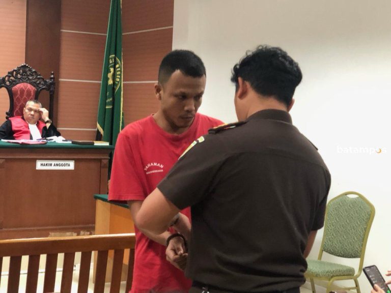 Rokok Ilegal Bernilai Rp 8,9 Miliar Disita Bea Cukai, Sopir Pakai Plat TNI Diadili