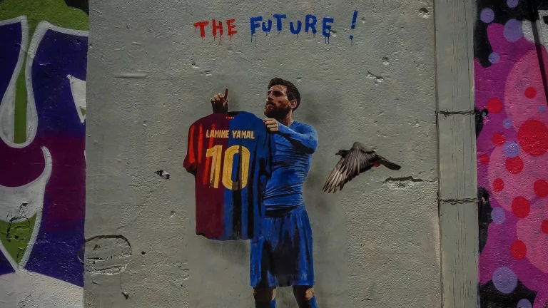 Jelang Ambil Alih Nomor Punggung Ikonik di Barcelona, Lamine Yamal Beri Penghormatan untuk Lionel Messi