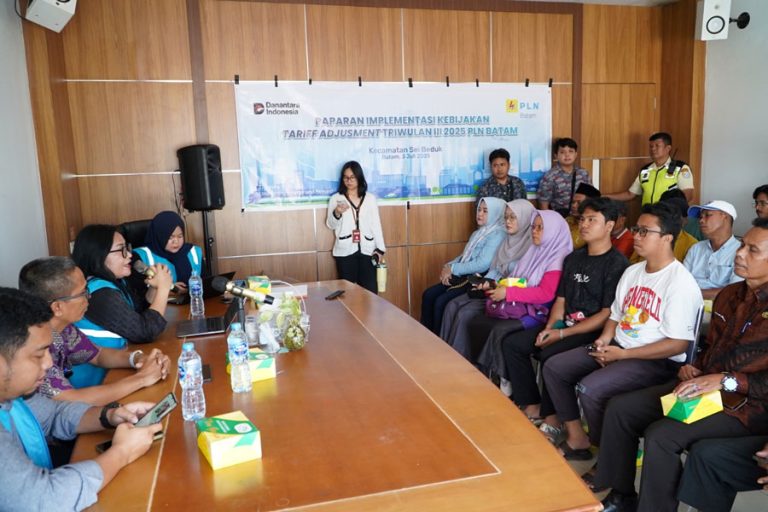 Temui Warga, PLN Batam Bahas Penyesuaian Tarif Listrik dan Pelayanan