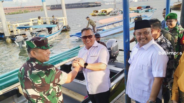 Kodim 0316 Batam Terima Bantuan Boat Pancung dari Pemprov Kepri