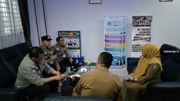 Cegah Tawuran, Polresta Barelang Kunjungi SMK 4 Batam