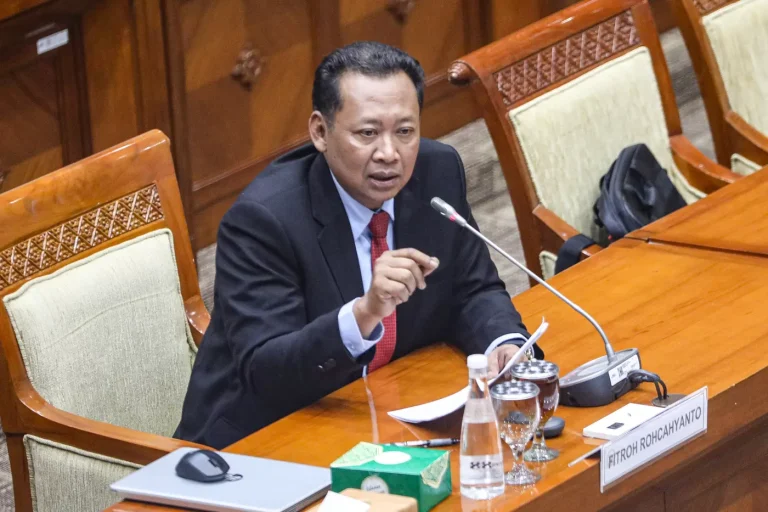 Hanya Dua Kali Lakukan OTT, Pimpinan KPK Sampaikan Permintaan Maaf