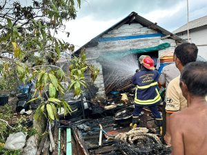 Gara-Gara Bakar Ikan, Rumah Warga Tebang Anambas Terbakar