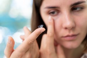 Baru Coba Softlens? Ini Panduan dan Jenis Terbaik untuk Kamu