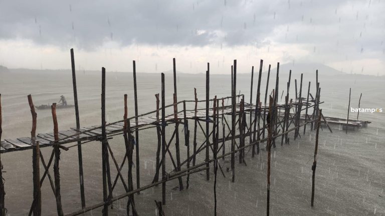 BMKG: Hujan Ekstrem Sepekan, Tanjungpinang-Bintan Waspada Banjir dan Angin Kencang