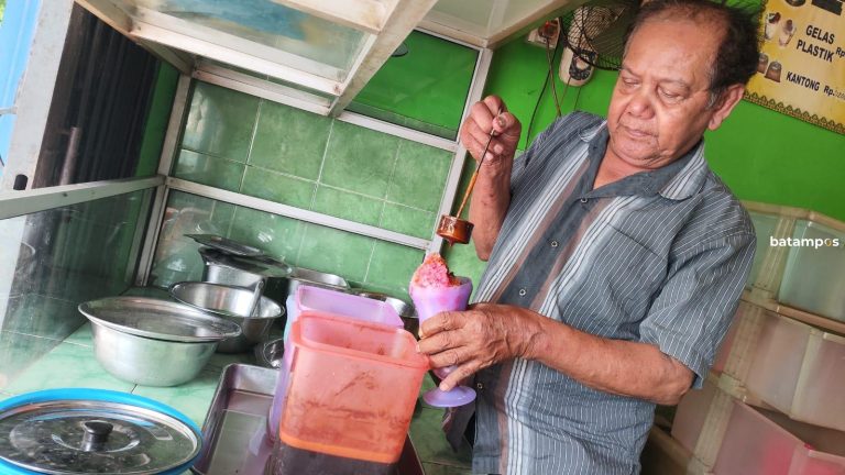 Es Apollo Tempo Doeloe, Cita Rasa Nostalgia dari Tanjungpinang Sejak 1969