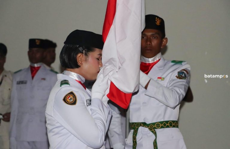 26 Anggota Paskibra Bintan Resmi Dikukuhkan Jelang HUT ke-80 RI