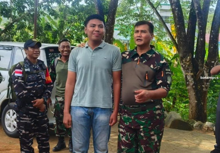 Saat Anak Babinsa Perbatasan Dapat Hadiah Spesial dari Pangkogabwilhan I