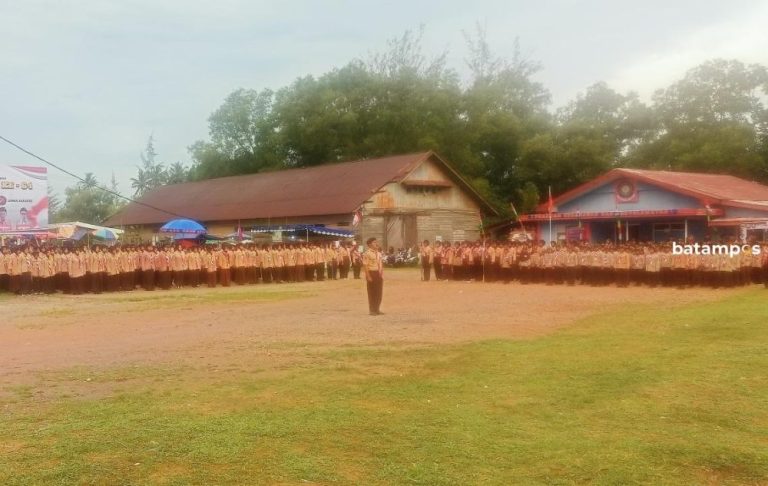 Diguyur Hujan Deras, Peserta Kemah Budaya Pramuka Lingga Tak Surut Semangat