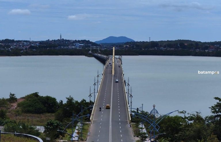 Marak Lagi! Aksi Pencurian Modus Congkel Jok Motor di Jembatan Dompak