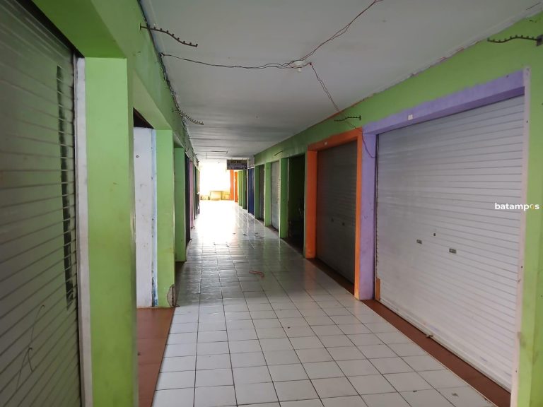 Pasar Tradisional Tarempa Barat Sudah Bersih, Sewa Kios Murah