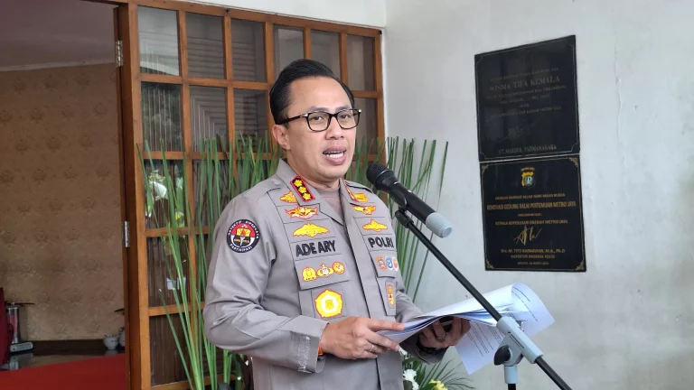 Buruh Demo Hari Ini, Polisi Imbau Masyarakat Tak Melintas Area DPR