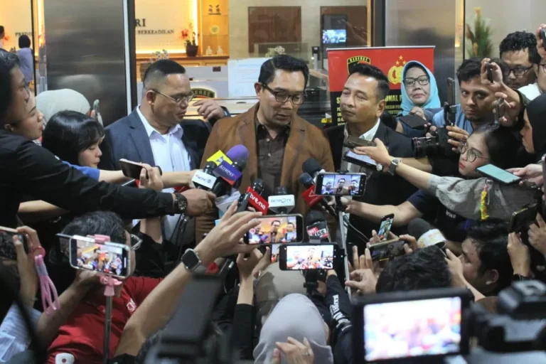Pengambilan Sampel Selesai, Hasil Tes DNA Ridwan Kamil dan Lisa Mariana Keluar Paling Lambat 3 Minggu