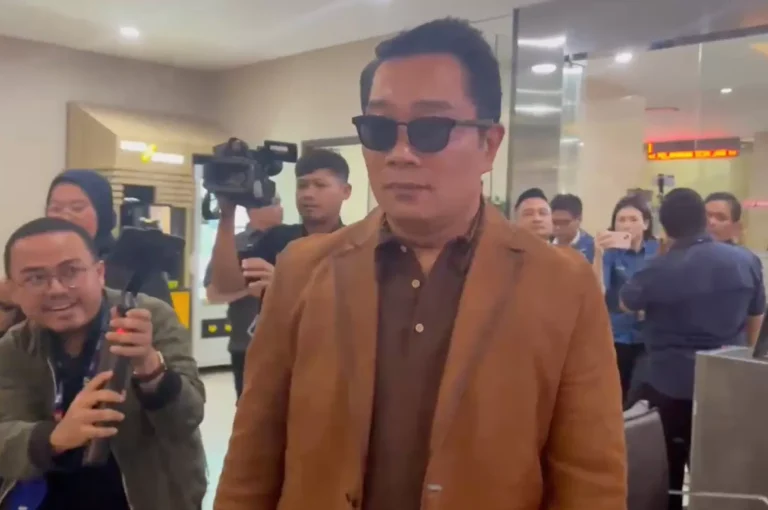 Ridwan Kamil Datangi Bareskrim untuk Pengambilan Sampel Tes DNA