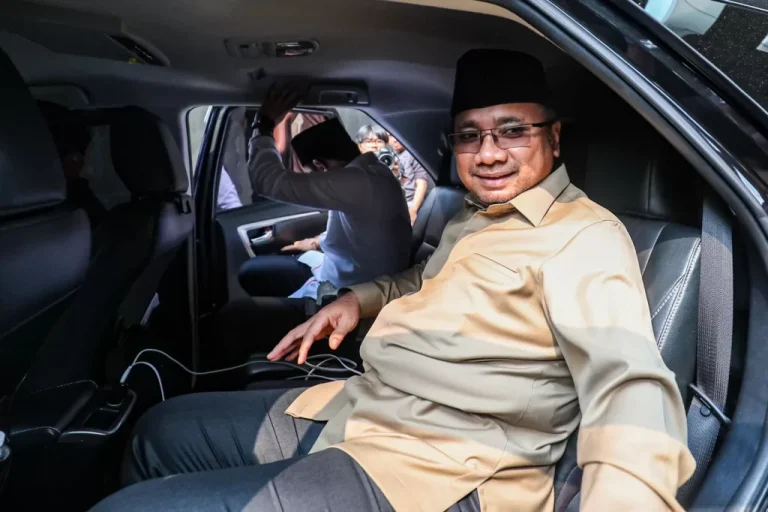 Eks Menteri Agama Yaqut Cholil Qoumas Tegaskan Patuh Hukum Usai Kena Cegah KPK ke Luar Negeri