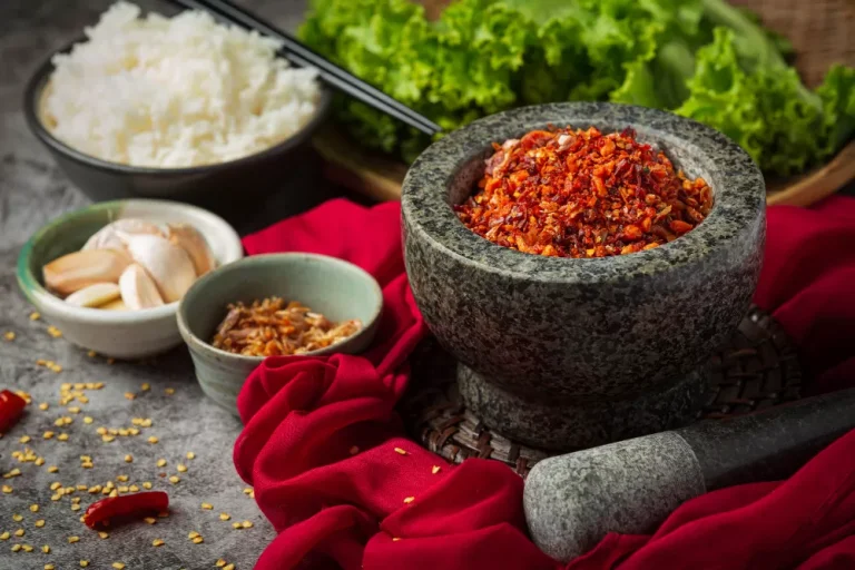 5 Manfaat Makan Pedas untuk Kesehatan, Jangan Berlebihan!